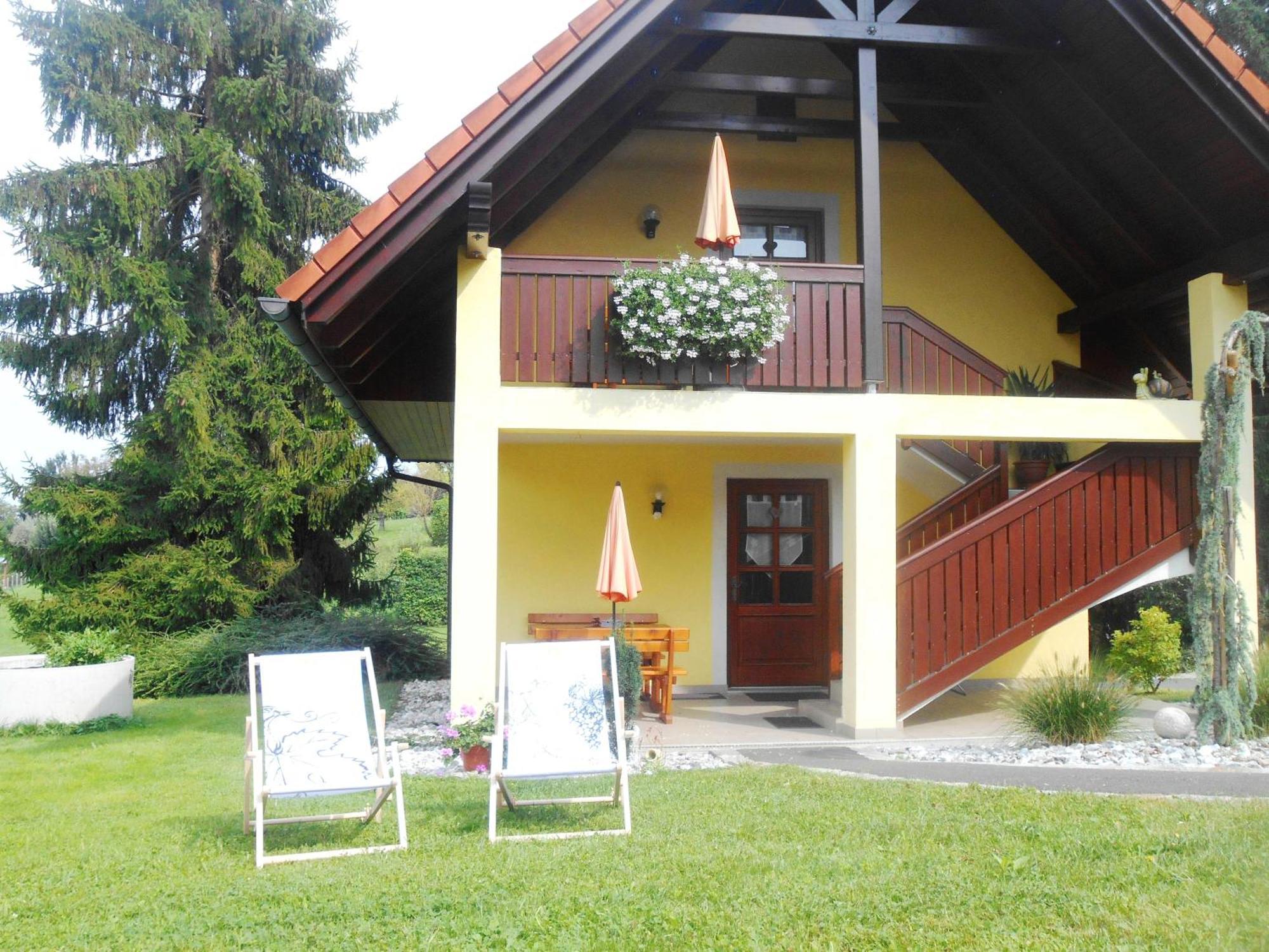 Ferienwohnungen Karin Am Seggauberg Leibnitz Cameră foto